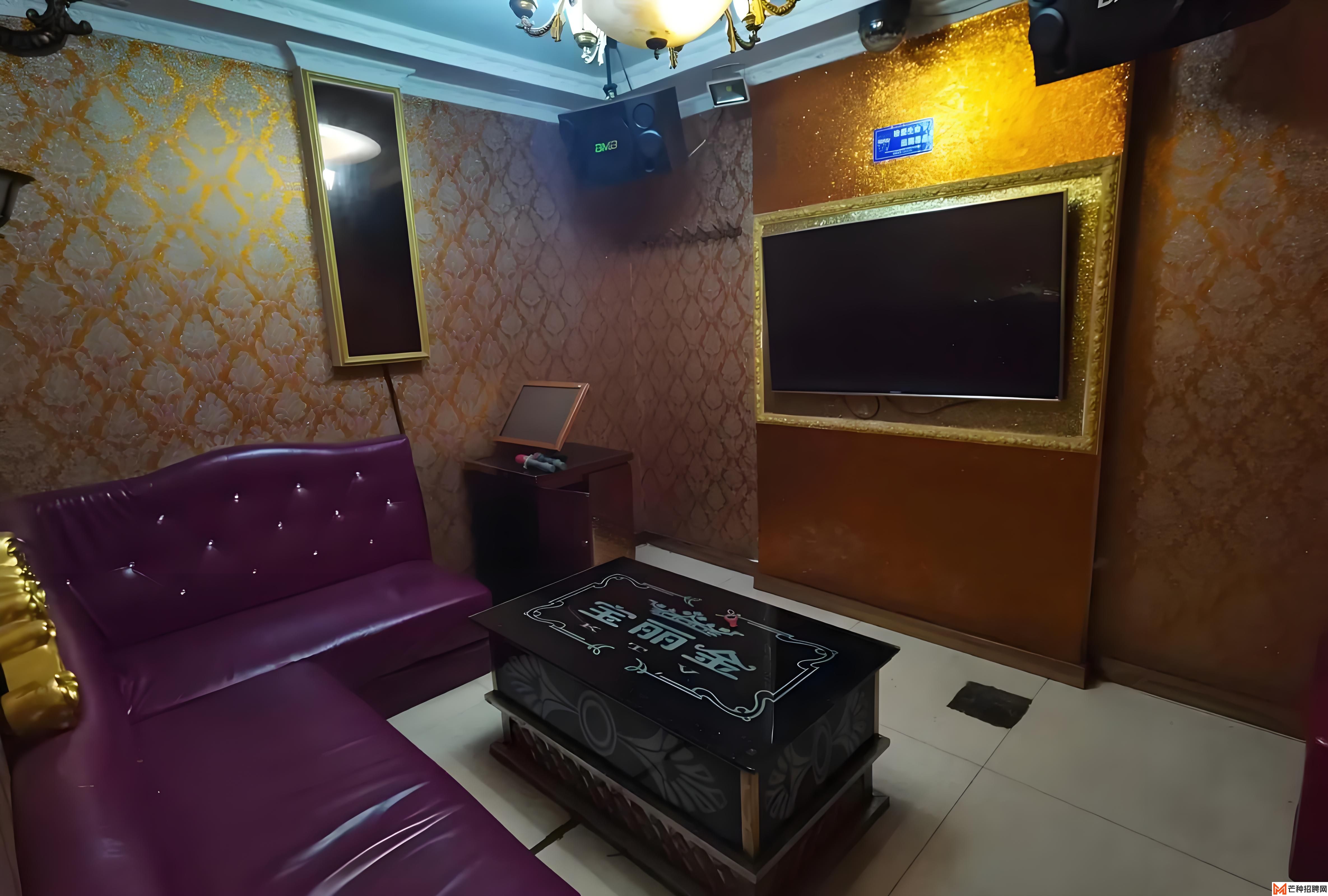 北京酒吧招聘驻唱歌手：青春舞台，燃起音乐梦想