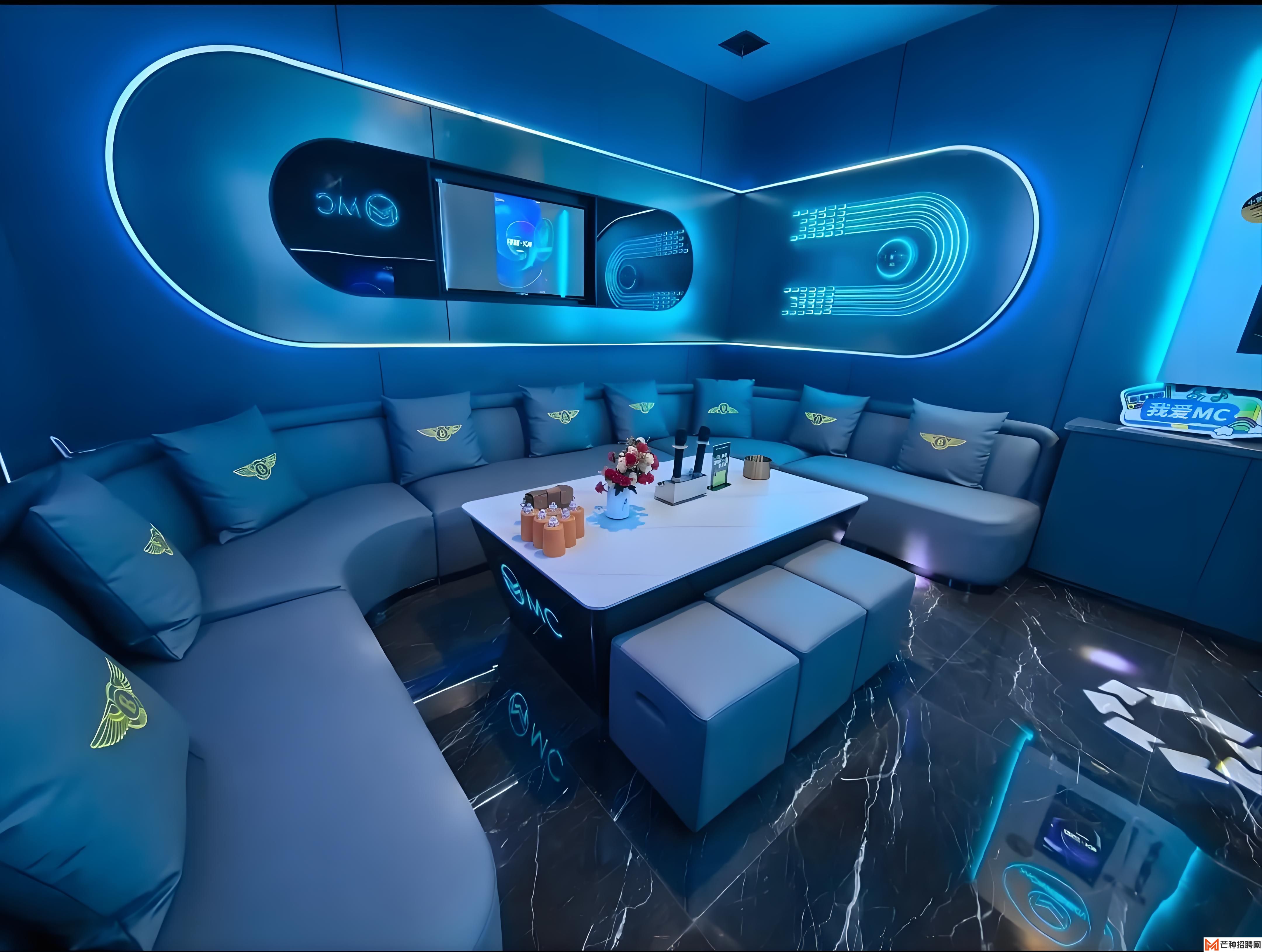 在灯光与旋律中闪耀：后海酒吧街聘请驻唱女艺人