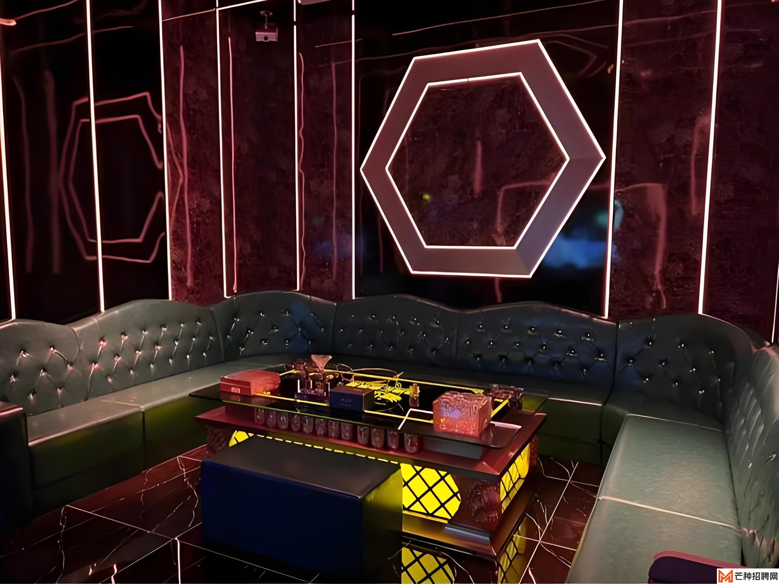 嗨！加入我们！朝阳区酒吧一条街需要你！